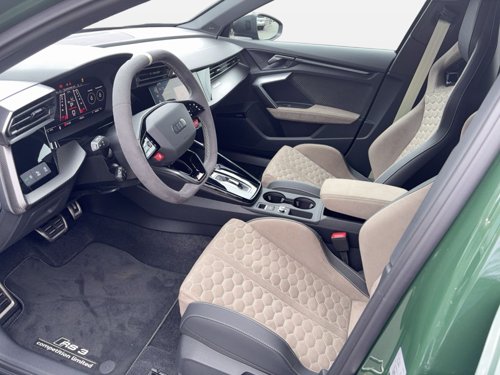Audi RS 3 Limousine competition limited 84/750  Malachitgrün