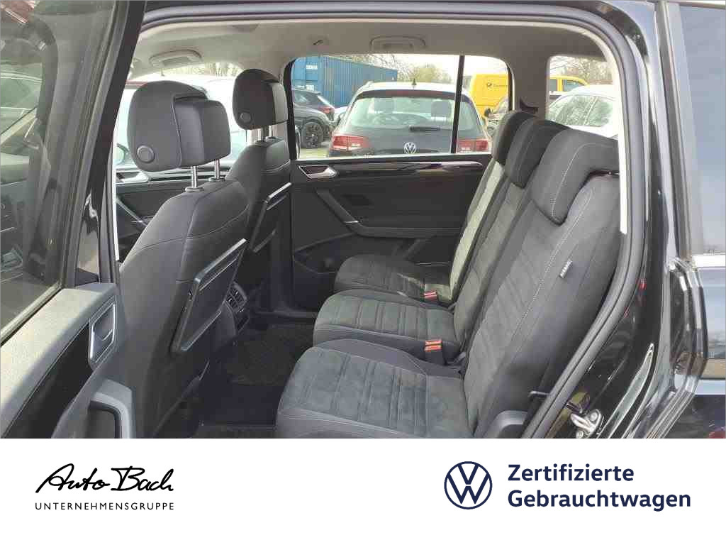 Volkswagen Touran Highline 1.5TSI DSG Navi LED ACC EPH AHK