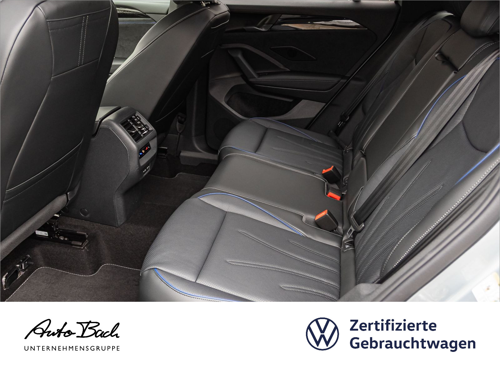 Volkswagen Tiguan R-Line 2.0TDI 4M DSG Navi Matrix Standhzg HuD AHK