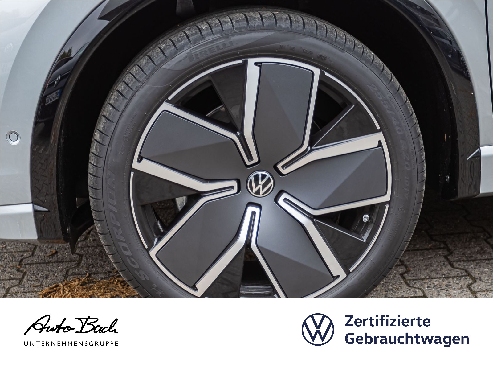 Volkswagen Tiguan R-Line 2.0TDI 4M DSG Navi Matrix Standhzg HuD AHK