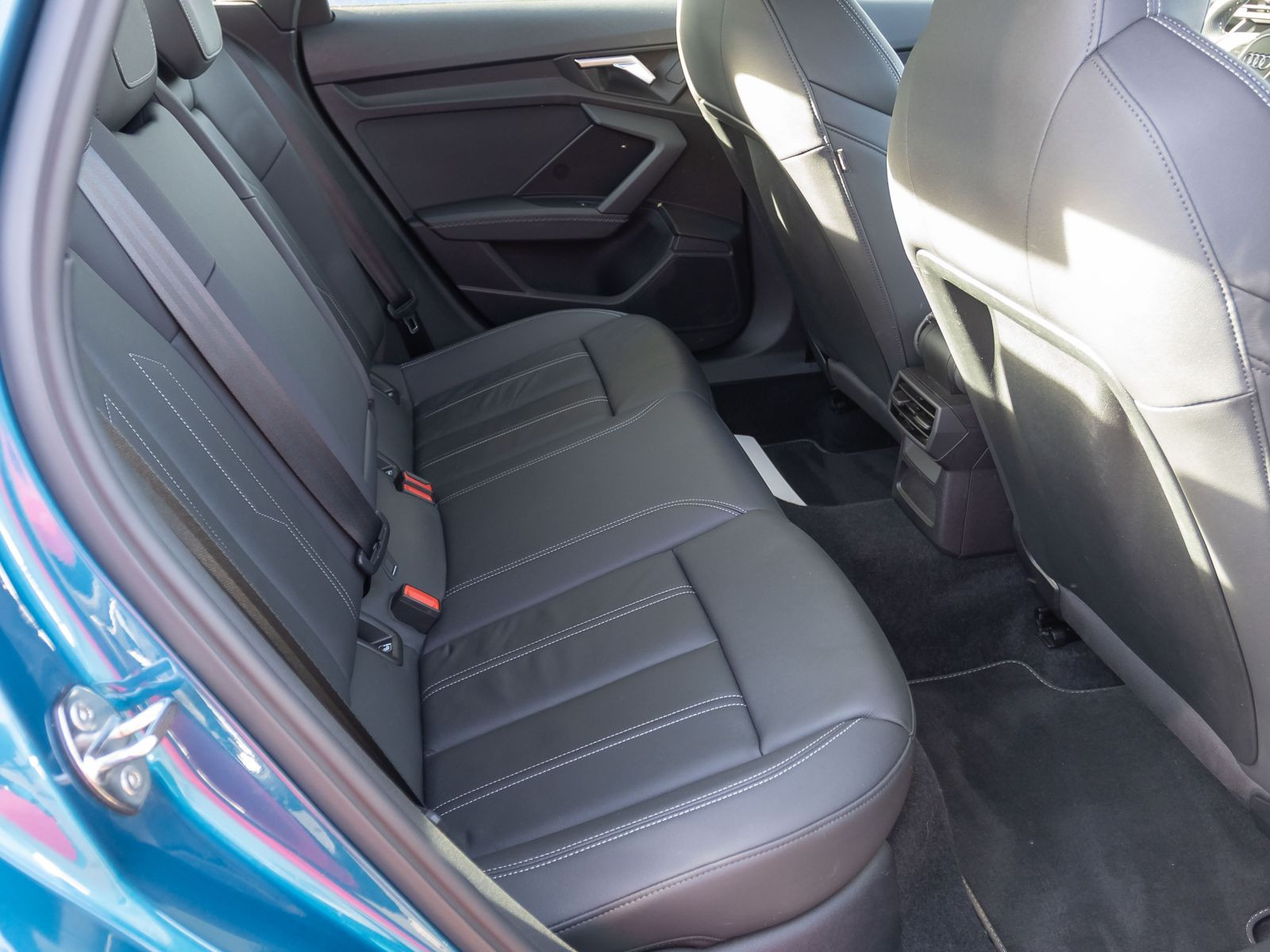 Audi A3 Limousine S line 30TFSI Stronic Leder Sitzhzg