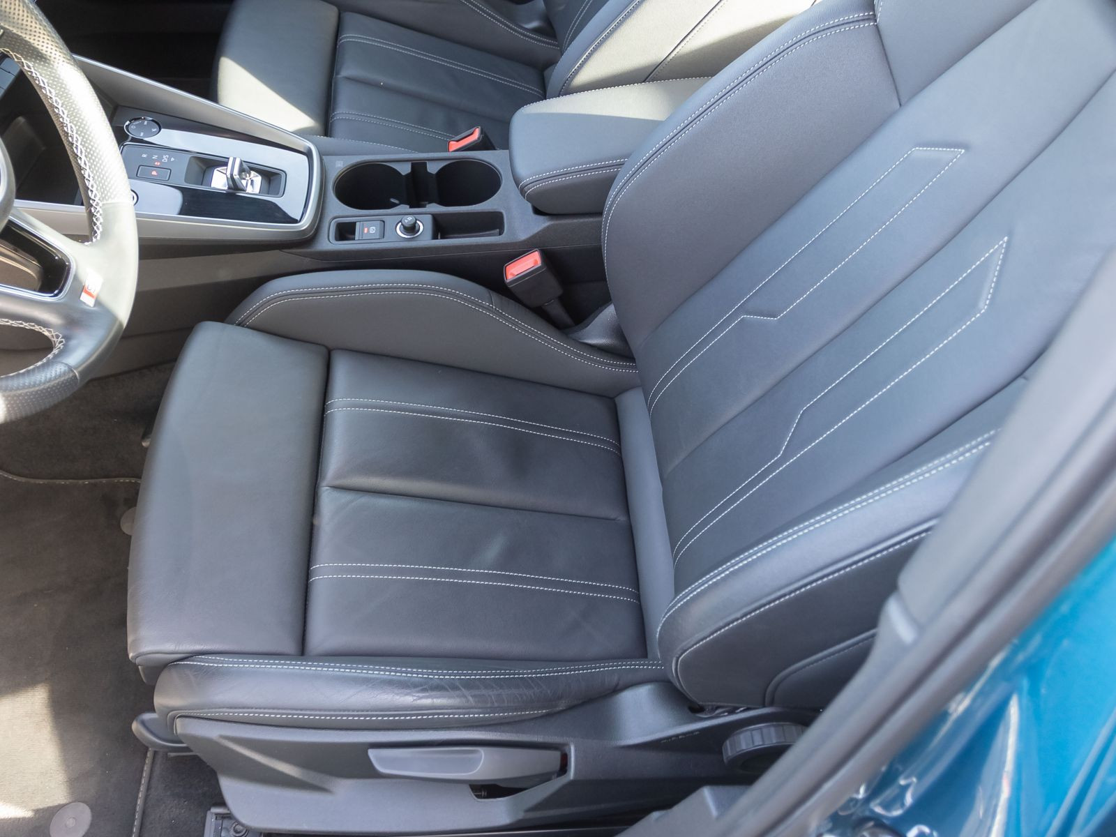 Audi A3 Limousine S line 30TFSI Stronic Leder Sitzhzg