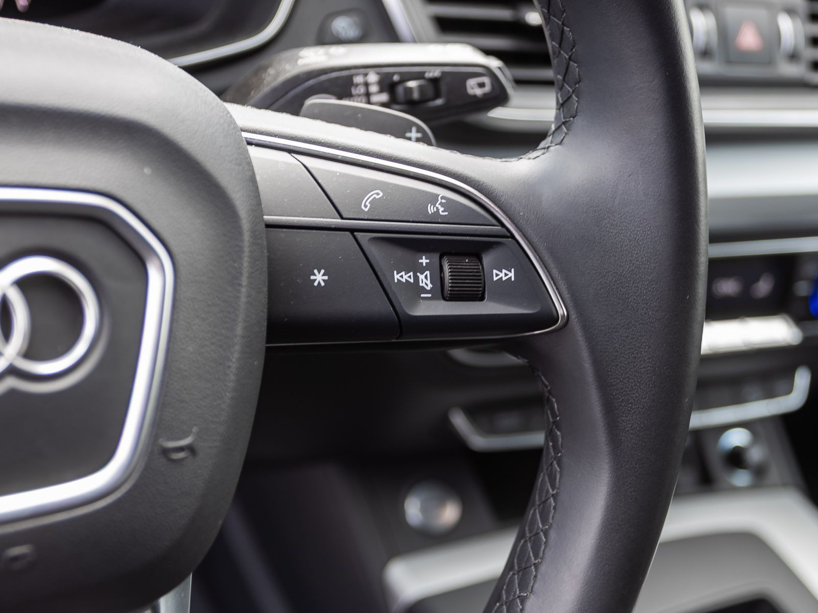 Audi Q5 advanced 50TFSIe qu. Stronic Navi Matrix EPH