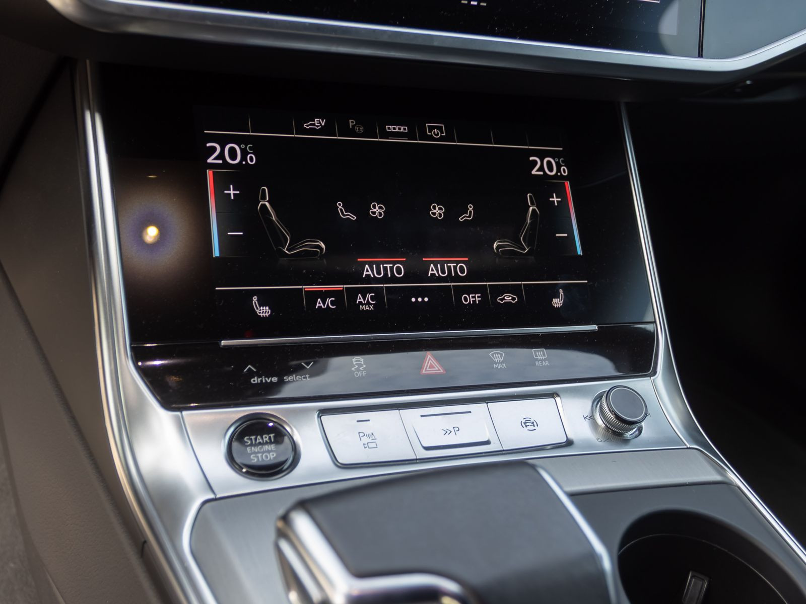 Audi A6 Avant S line 50TFSIe qu. S tronic Matrix AHK