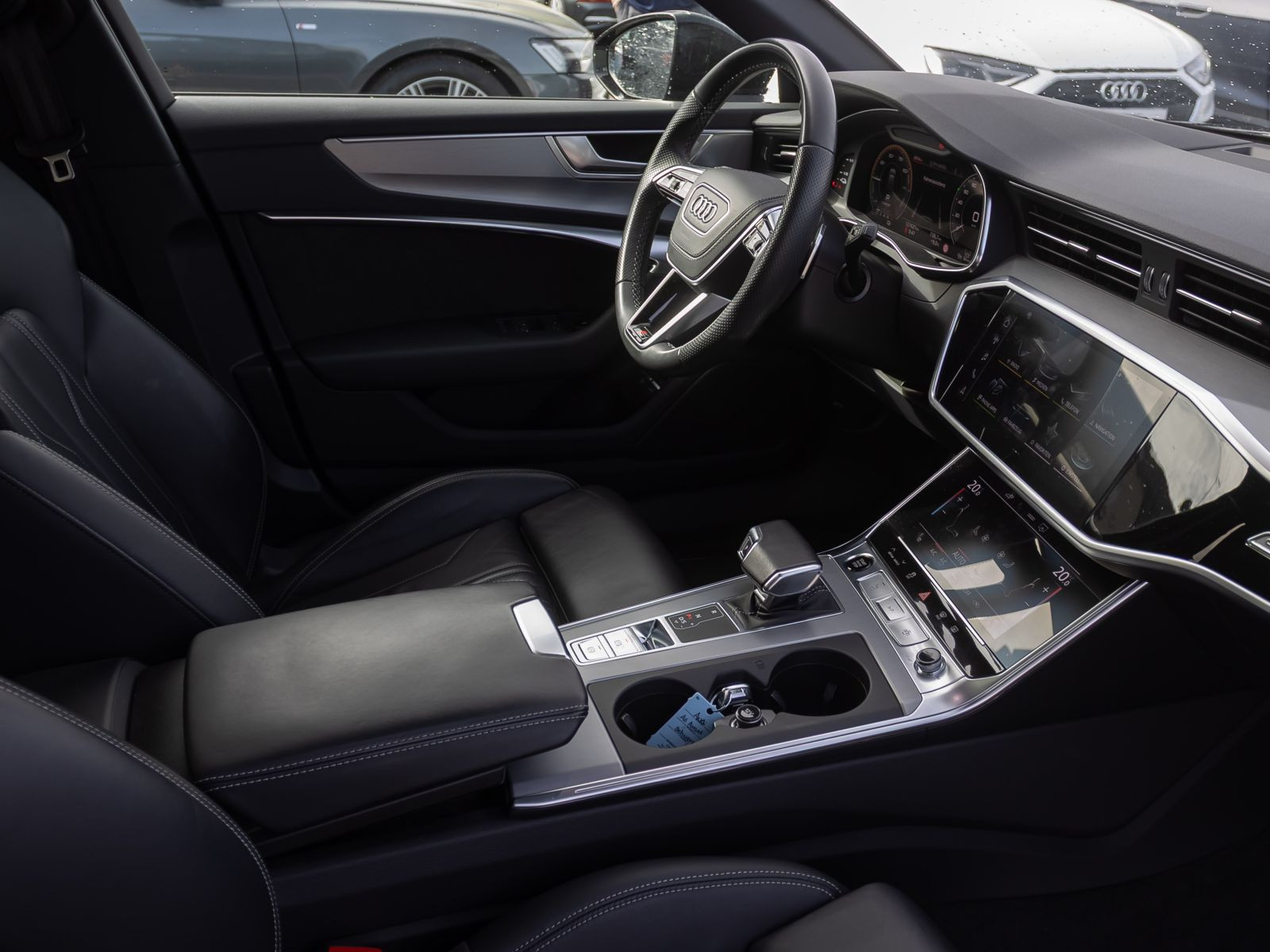 Audi A6 Avant S line 50TFSIe qu. S tronic Matrix AHK