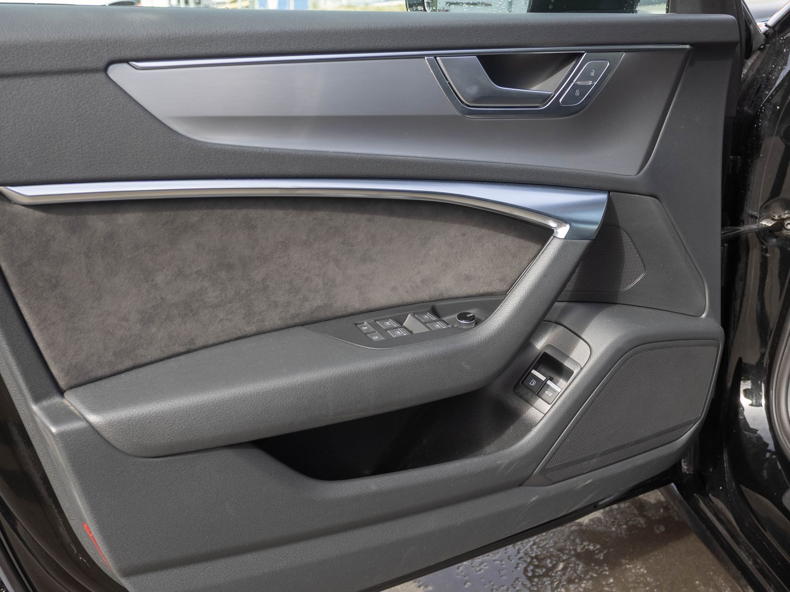 Audi A6 Avant S line 50TFSIe qu. S tronic Matrix AHK