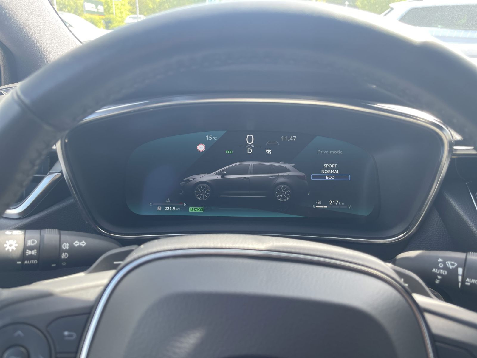 Toyota Corolla Touring Sports 2.0 Hybrid Navi Sitzhzg
