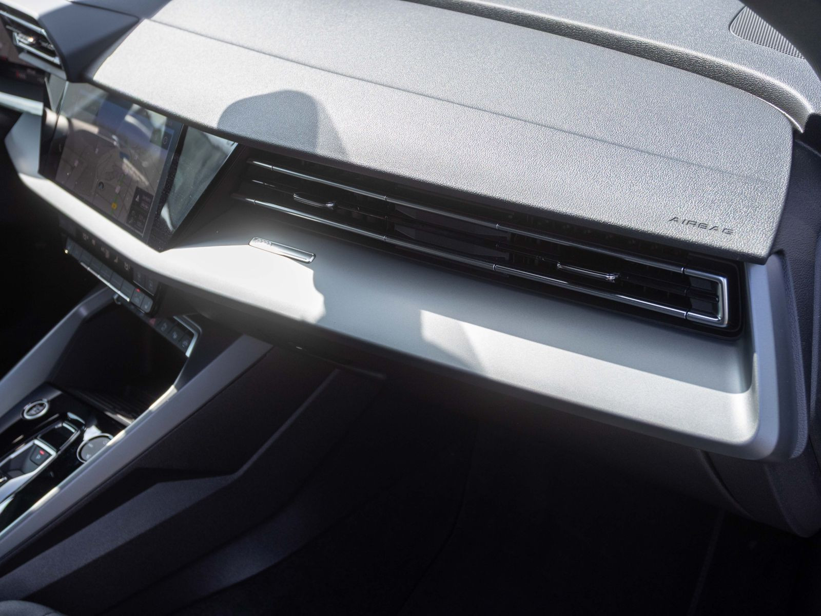 Audi A3 Limousine advanced 35TFSI Stronic Navi LED