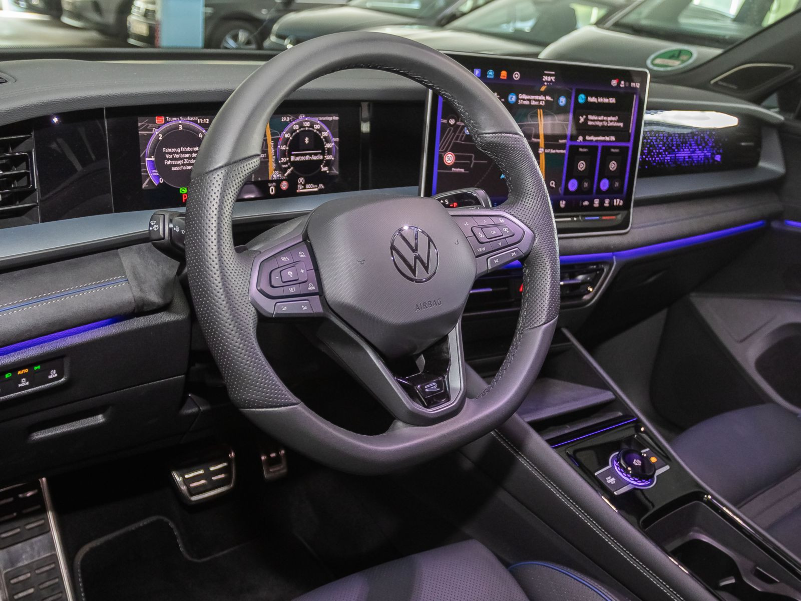 Volkswagen Tayron R-Line 2.0TDI 4M DSG HuD Standhzg Panorama