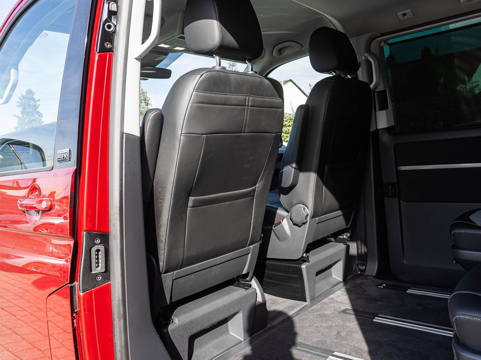 Volkswagen T6.1 Multivan Comfortline 2.0TDI 4M DSG Navi LED Standhzg AHK
