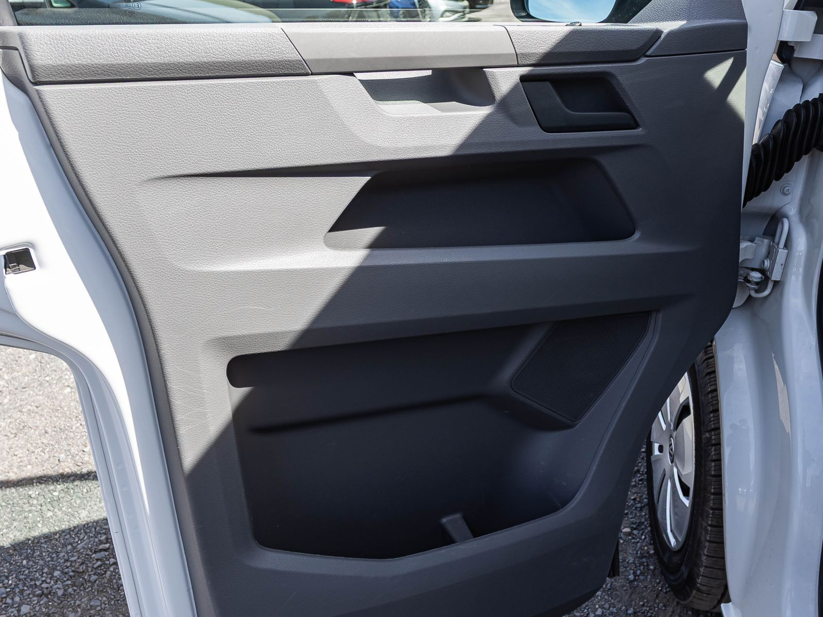 Volkswagen T6.1 Kasten kR EcoProfi 2.0TDI Klima EPH DAB AHK
