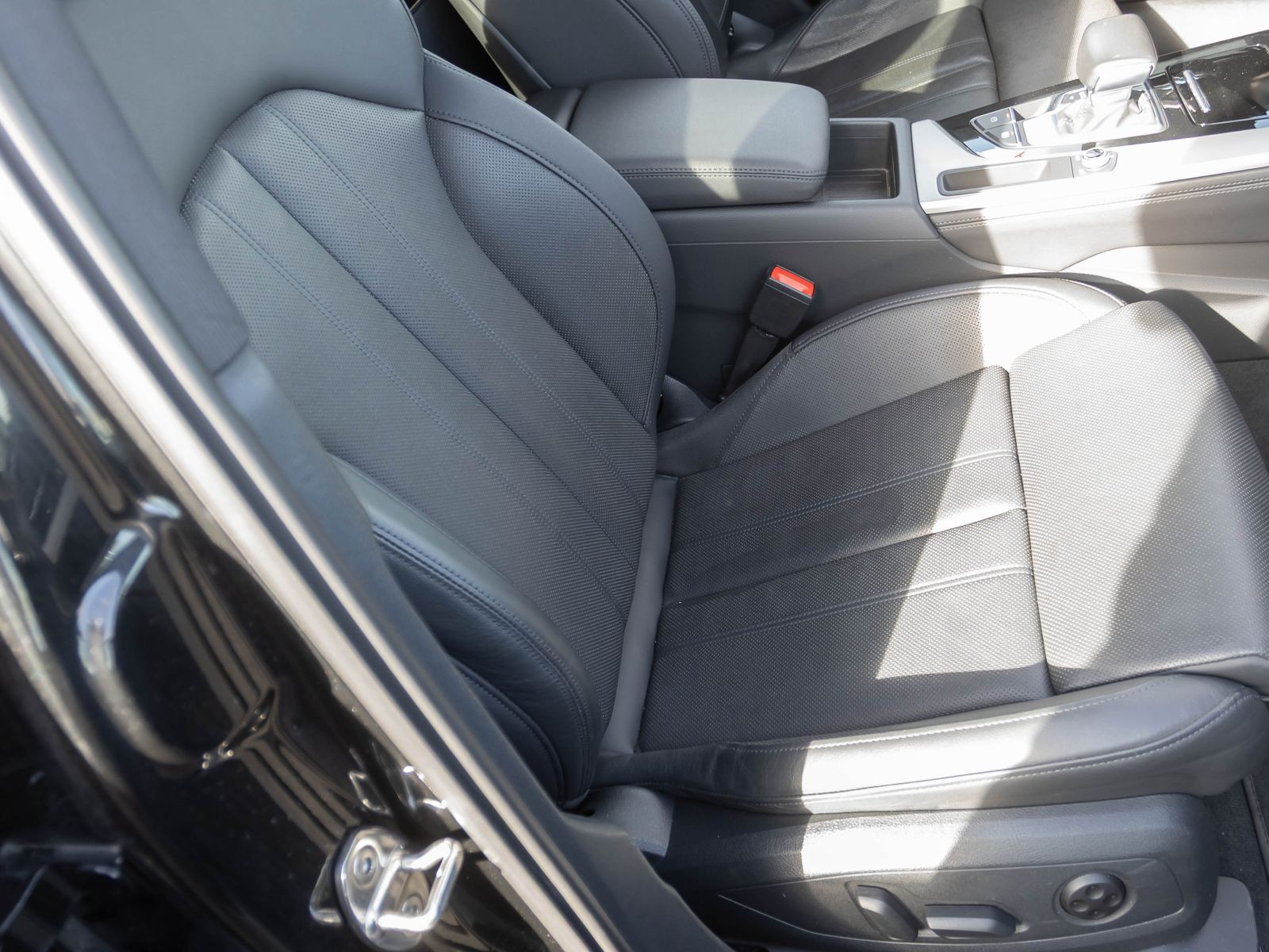 Audi A4 allroad qu 40TDI Stronic Navi Matrix HuD Panorama AHK