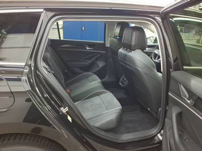 Volkswagen Passat Variant 1.5 eTSI DSG Business, Navi, LED, App-Connect, Area View, Vordersitze mit Massagefunktion
