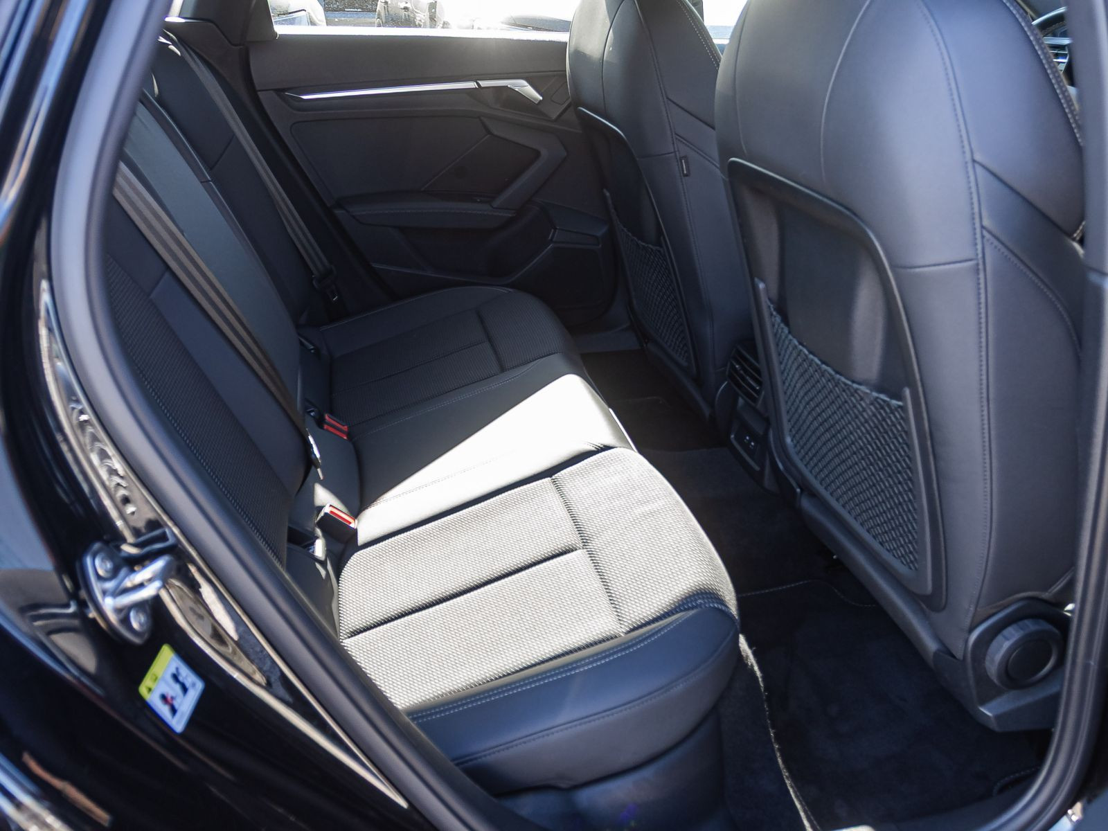 Audi A3 Limousine S line 30TDI Stronic Navi LED ACC EPH