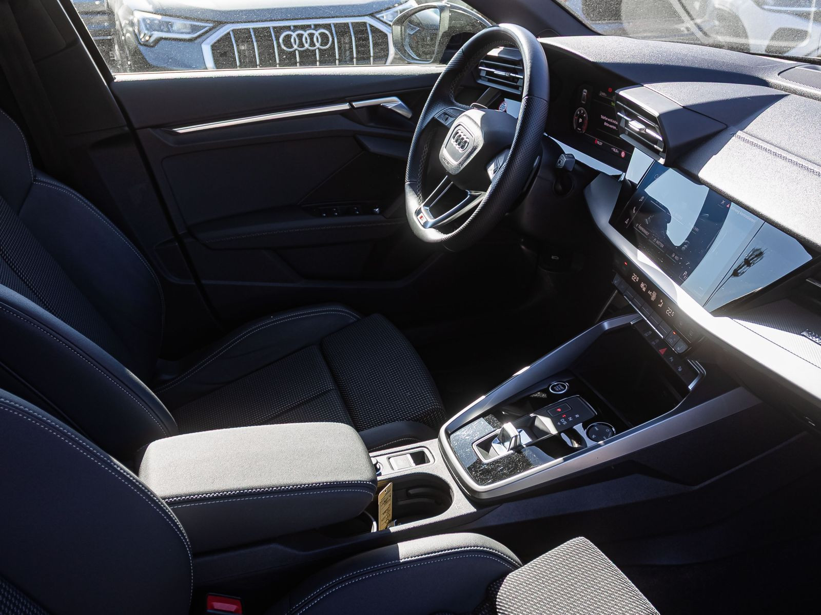 Audi A3 Limousine S line 30TDI Stronic Navi LED ACC EPH