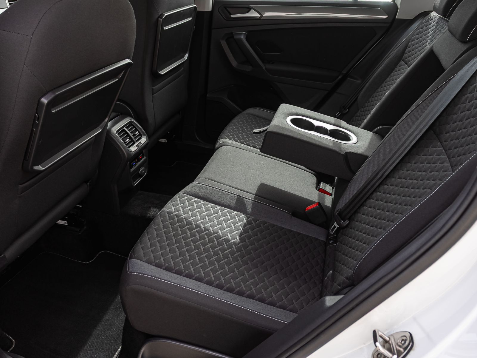 Volkswagen Tiguan JOIN 2.0TSI DSG Navi Klimaautomatik ACC EPH