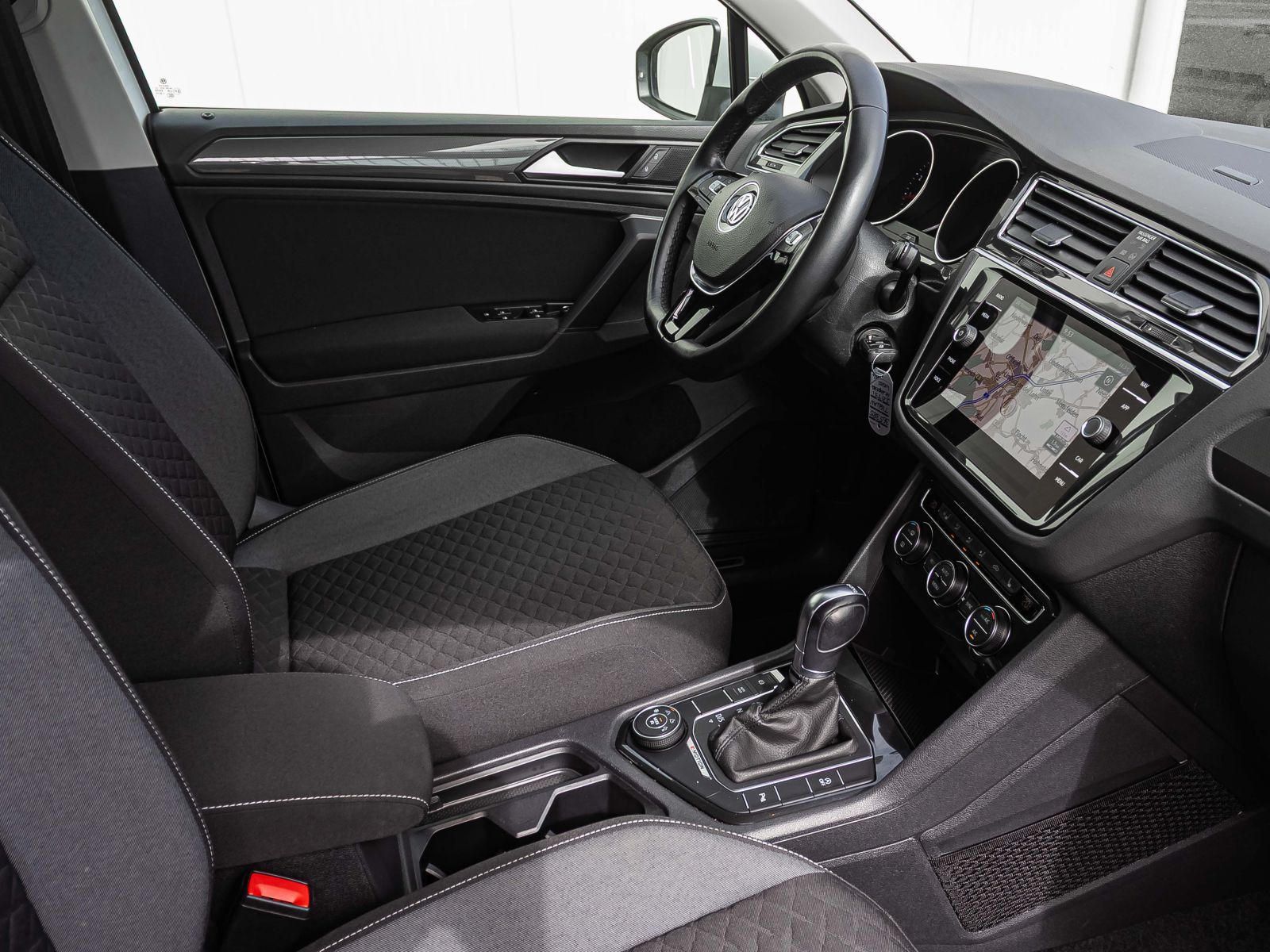 Volkswagen Tiguan JOIN 2.0TSI DSG Navi Klimaautomatik ACC EPH