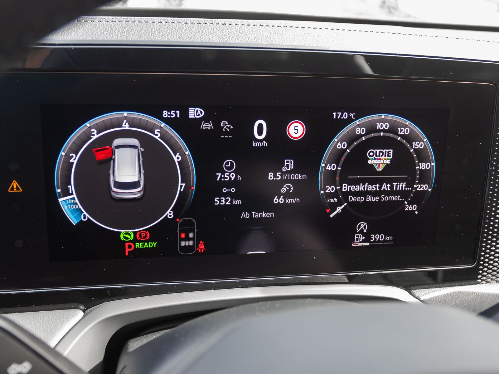 Volkswagen Passat Variant 1.5 eTSI DSG Business, Navi, LED, Area View, App-Connect, Vordersitze mit Massagefunktion