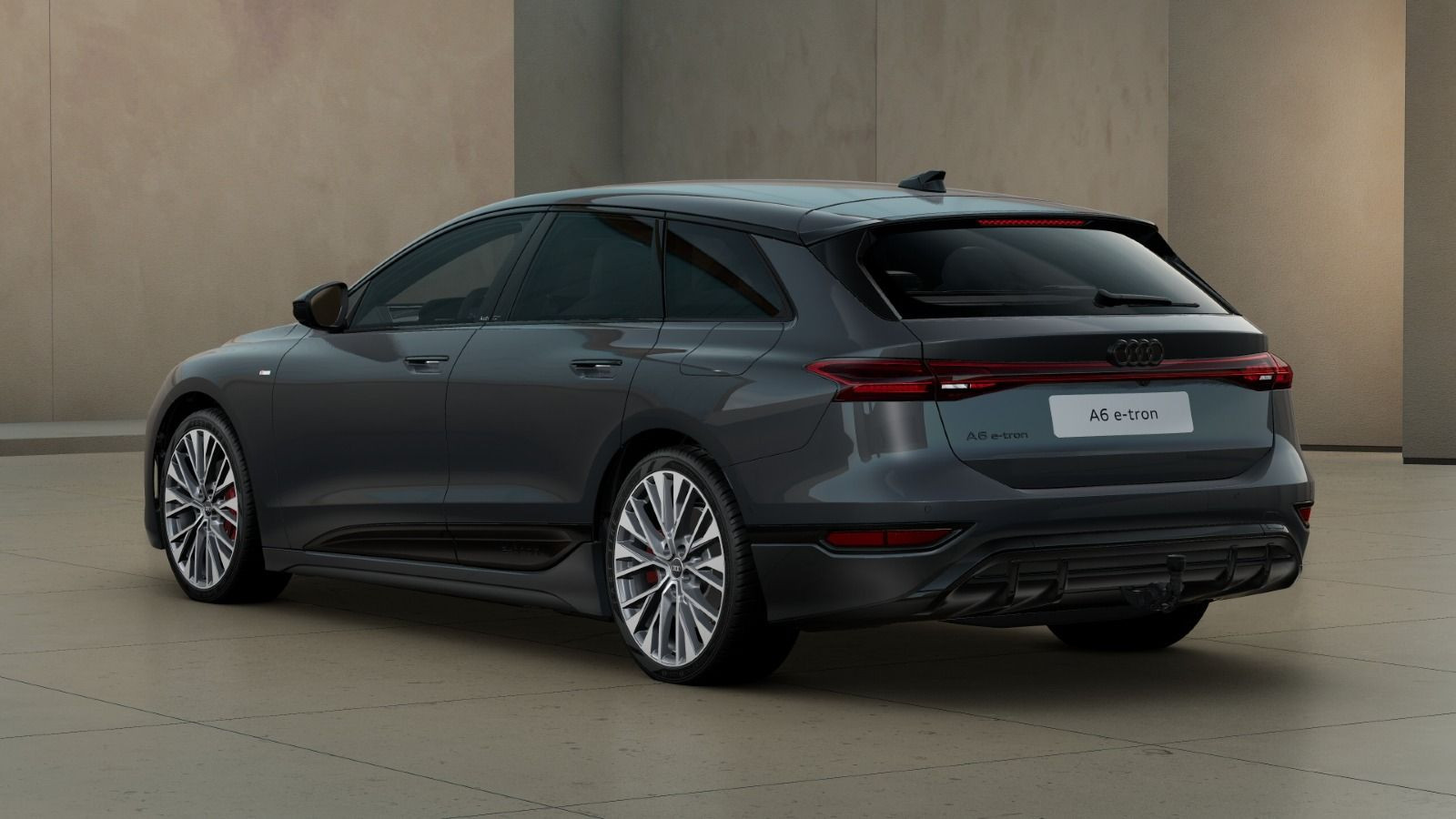 Audi A6 Avant e-tron perform S line 21"/ AHK/  TechPlus 270 kW