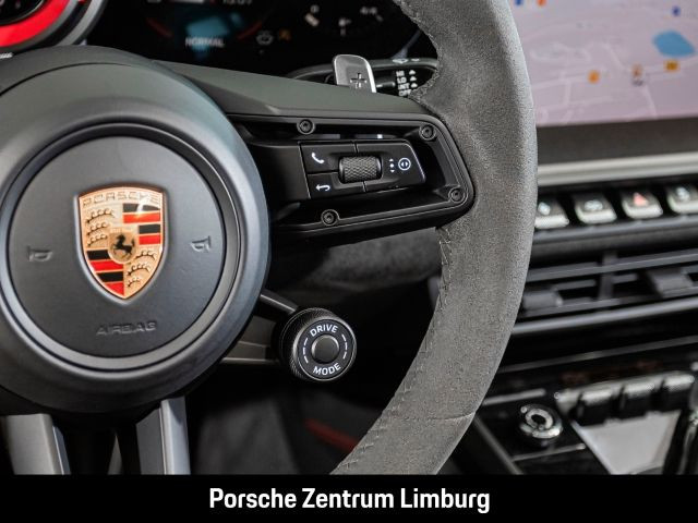 Porsche 992 911 Carrera 4 GTS Cabriolet Nachtsicht BOSE