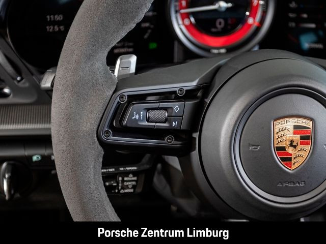 Porsche 992 911 Carrera 4 GTS Cabriolet Nachtsicht BOSE