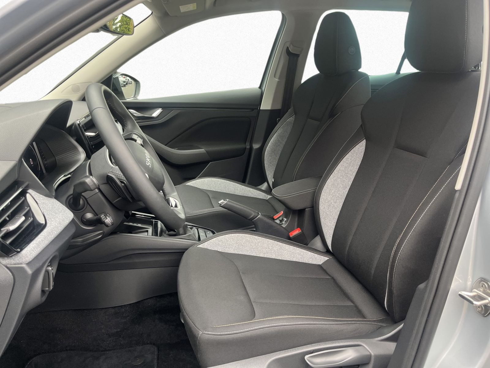 Skoda Kamiq Tour 1.5 TSI DSG Navi LED EPH ACC AHK