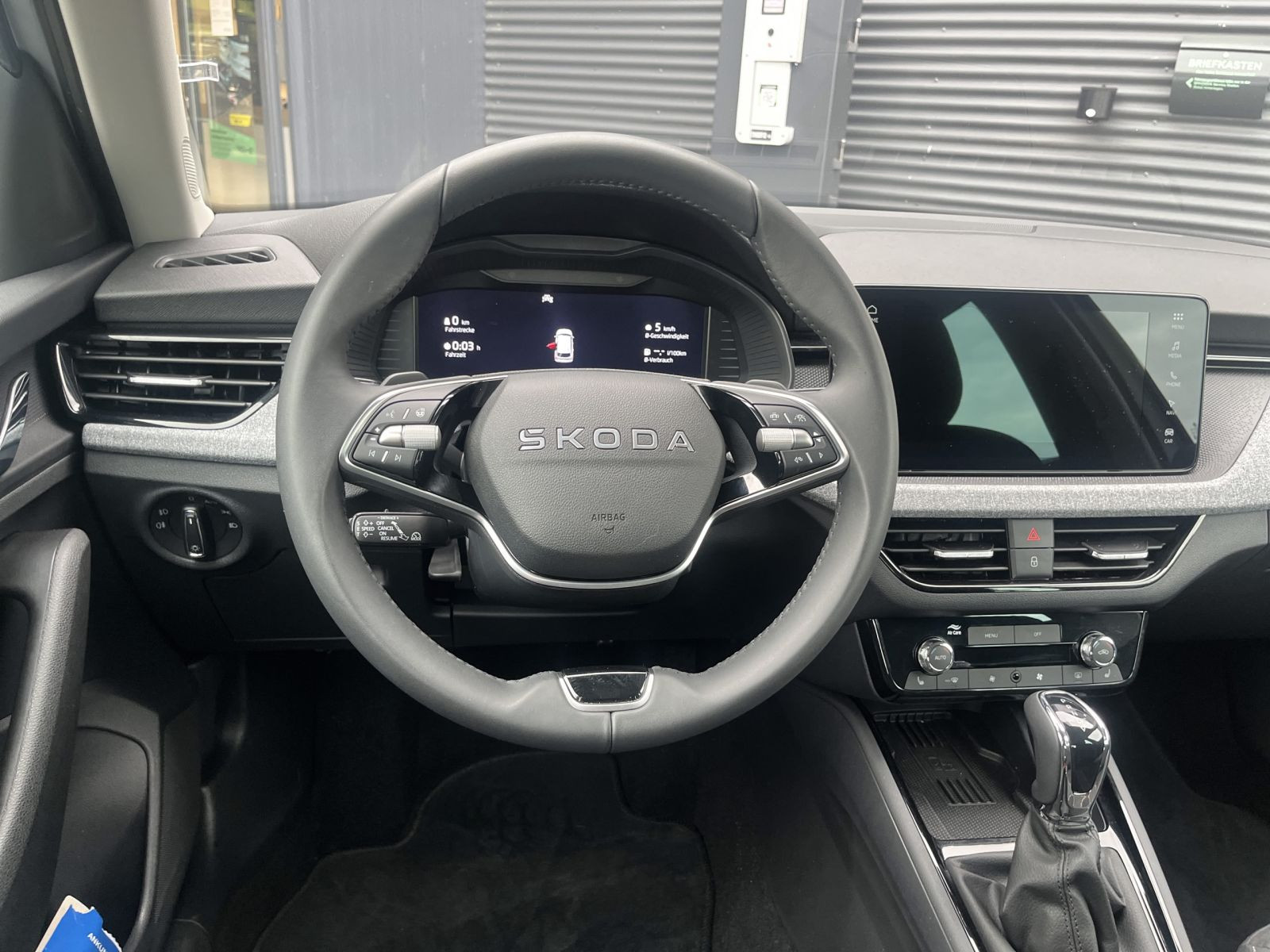 Skoda Kamiq Tour 1.5 TSI DSG Navi LED EPH ACC AHK