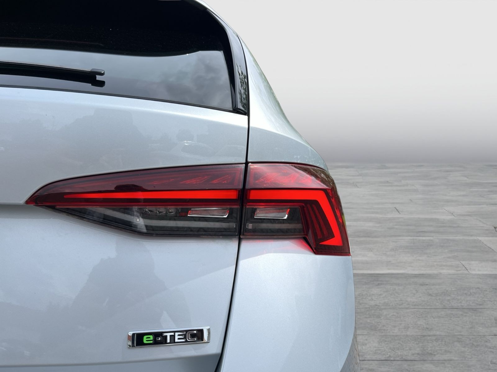 Skoda Octavia Combi Tour 1,5TSI DSG Car Play LED Sitzhzg