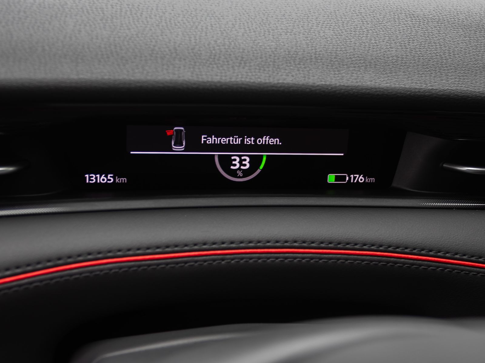 Volkswagen ID.7 Tourer GTX, AHK, Soundsystem, Navi, LED-Matrix, App-Connect