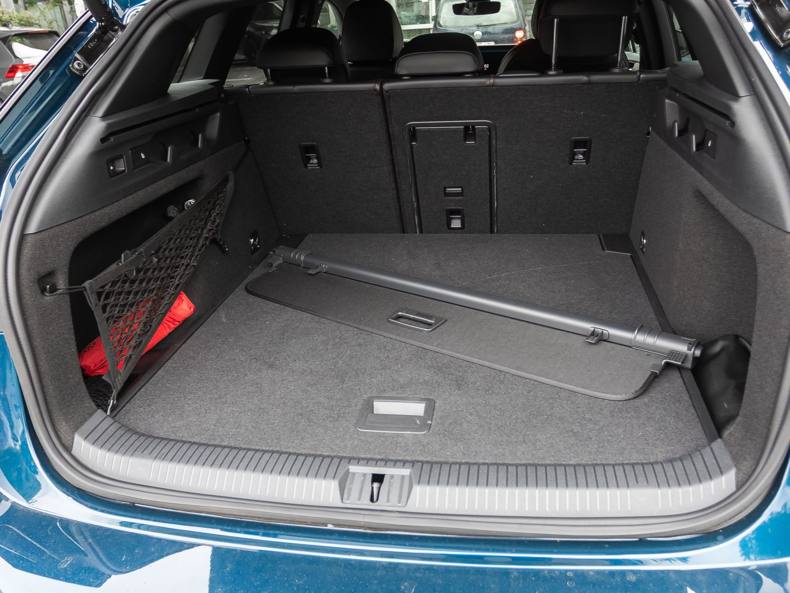 Volkswagen ID.7 Tourer GTX, AHK, Soundsystem, Navi, LED-Matrix, App-Connect