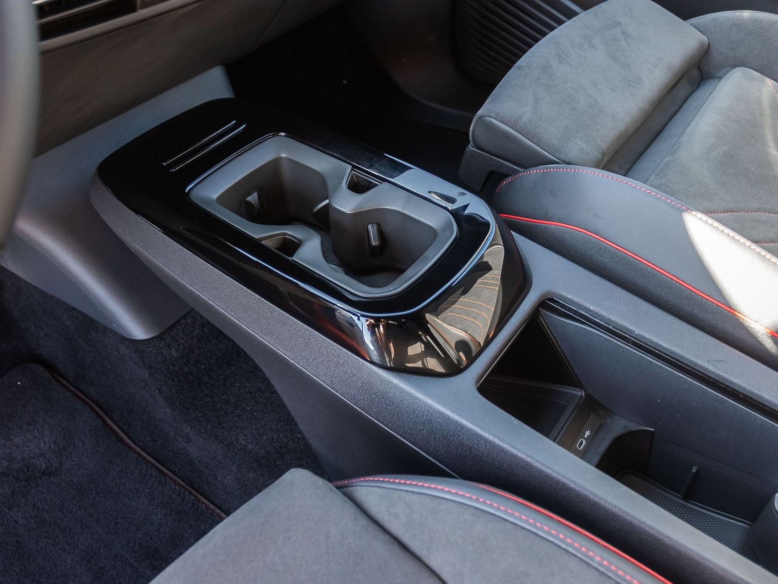 Volkswagen ID.4 GTX 4M Navi Matrix Standklima ACC EPH AHK