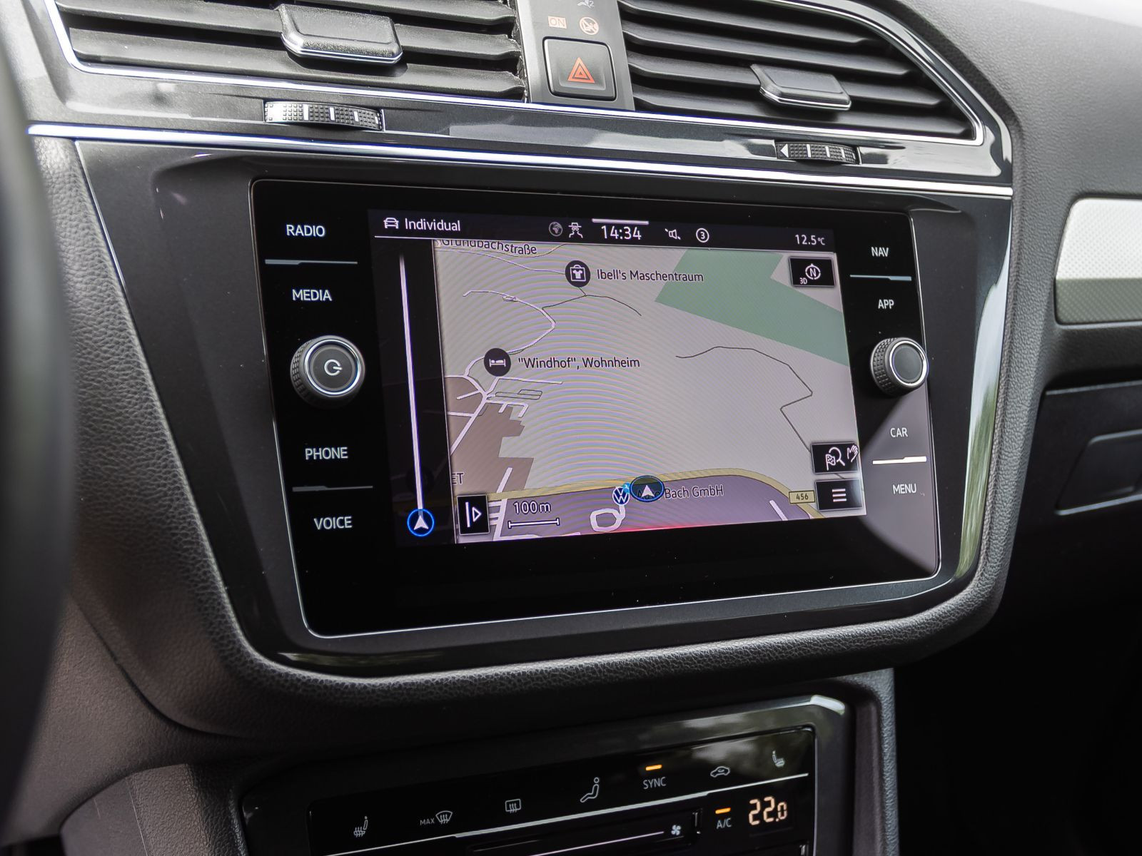 Volkswagen Tiguan Allspace MOVE 1.5TSI DSG Navi Matrix ACC AHK