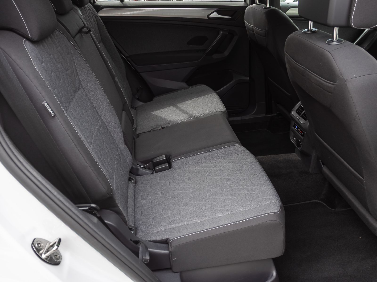 Volkswagen Tiguan Allspace MOVE 1.5TSI DSG Navi Matrix ACC AHK