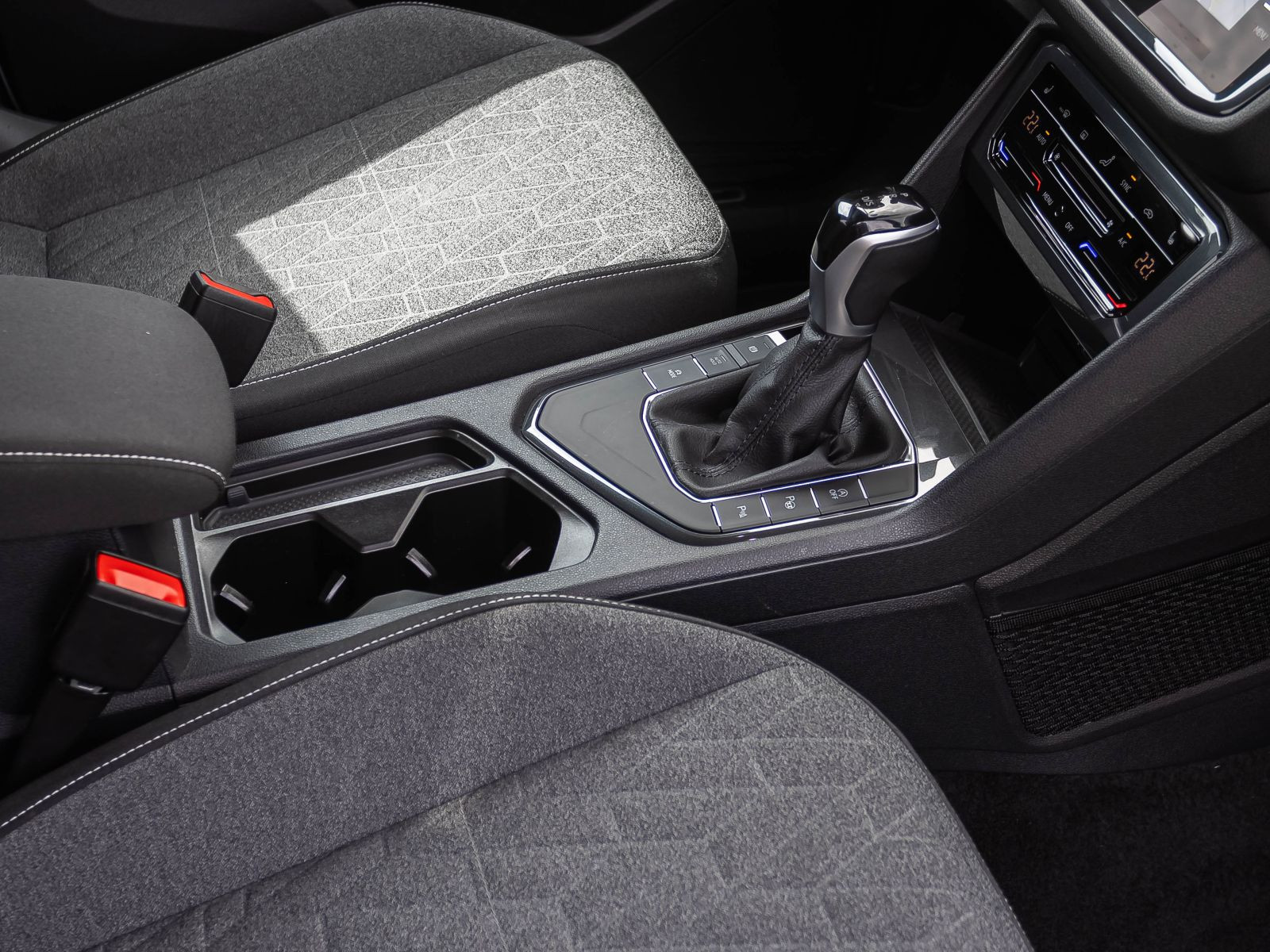 Volkswagen Tiguan Allspace MOVE 1.5TSI DSG Navi Matrix ACC AHK