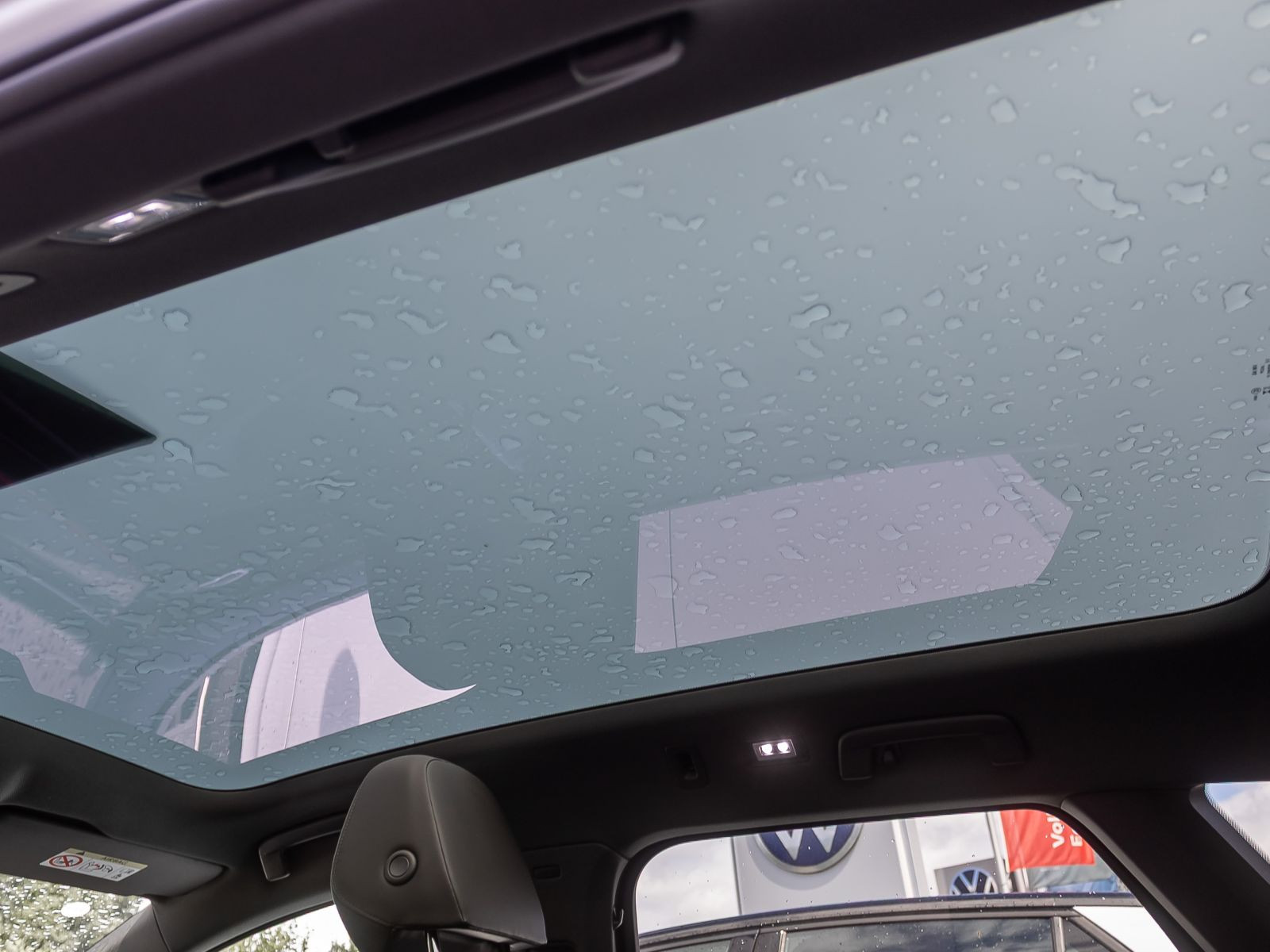 Volkswagen ID.7 Tourer GTX, Panoramadach, AHK, Navi, LED-Matrix, App-Connect