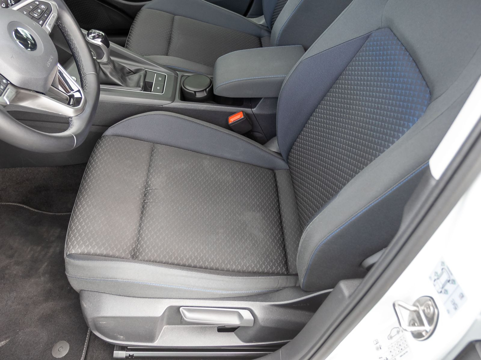Volkswagen Golf United 1.0TSI Navi LED Panorama ACC EPH DAB