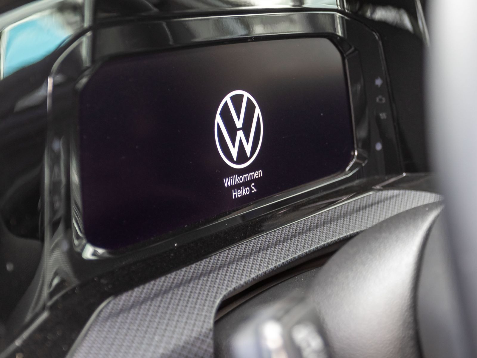 Volkswagen Golf United 1.0TSI Navi LED Panorama ACC EPH DAB