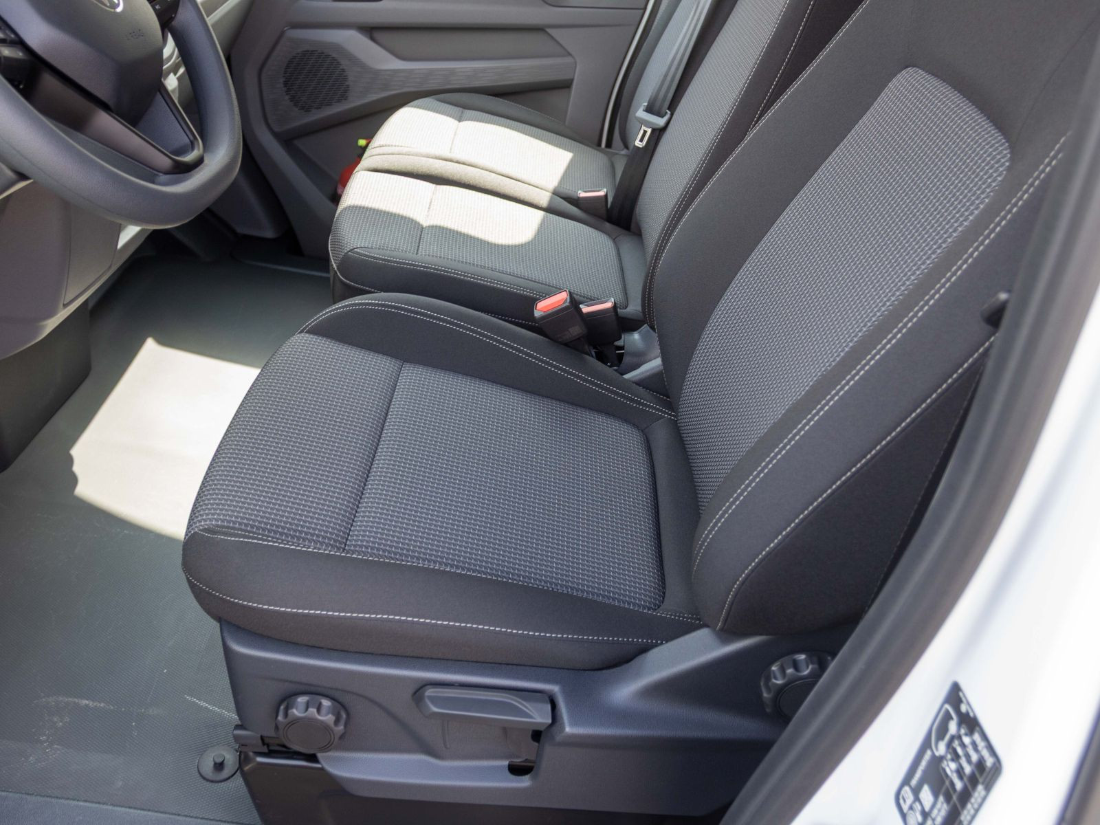 Volkswagen Transporter Kasten LR 2.0TDI Aut. Klima ACC EPH AHK