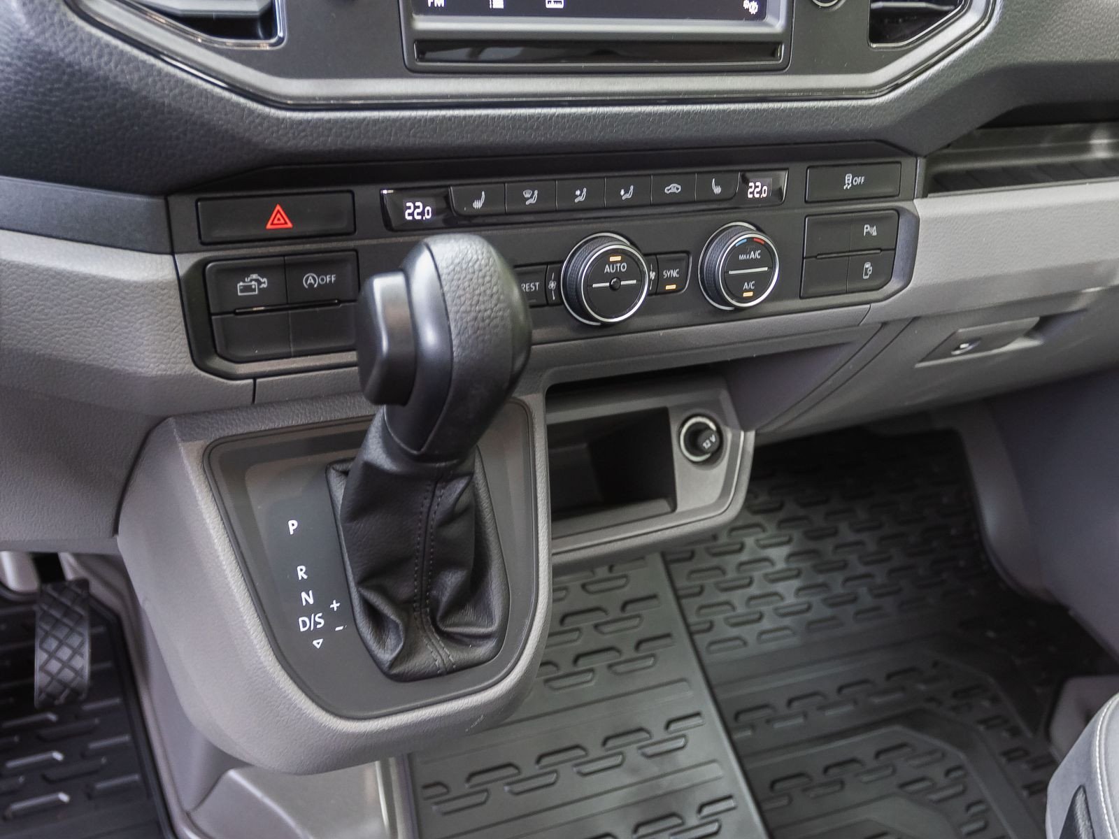 Volkswagen Grand California 600 2.0TDI MR Automatik LED ACC AHK