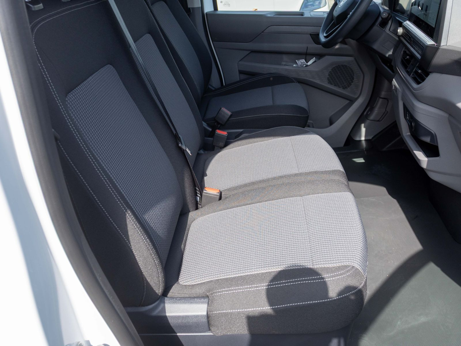 Volkswagen Transporter Kasten LR 2.0TDI Aut. Klima ACC EPH AHK