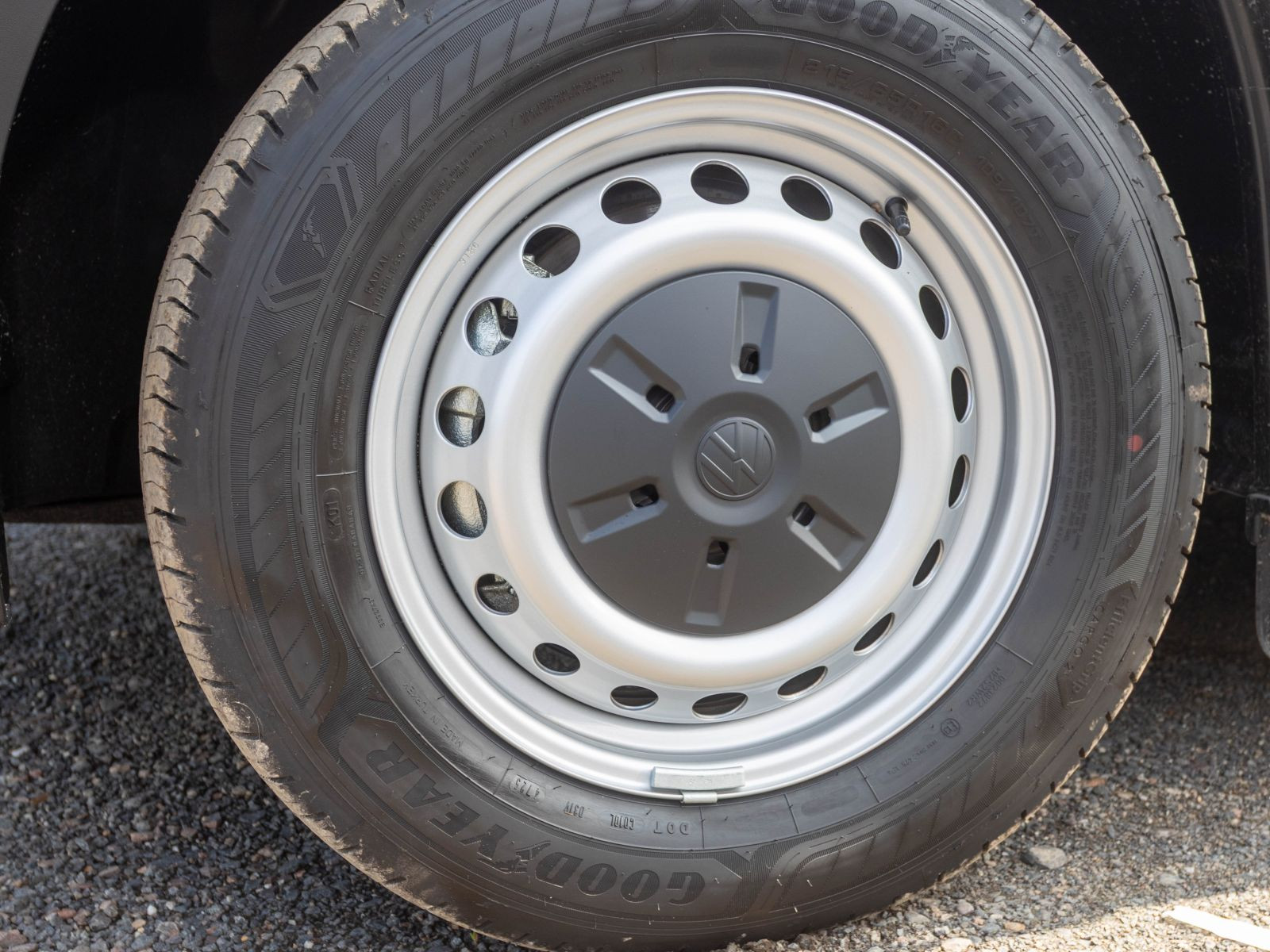 Volkswagen T7 Transporter Kasten LR 2.0TDI Automatik