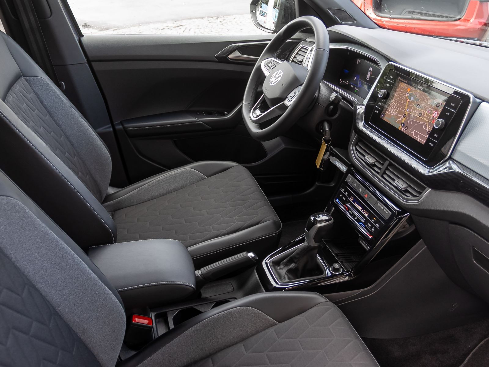 Volkswagen T-Cross 1.0 TSI DSG Goal, Navi, LED, AHK, App-Connect, Ganzjahresreifen