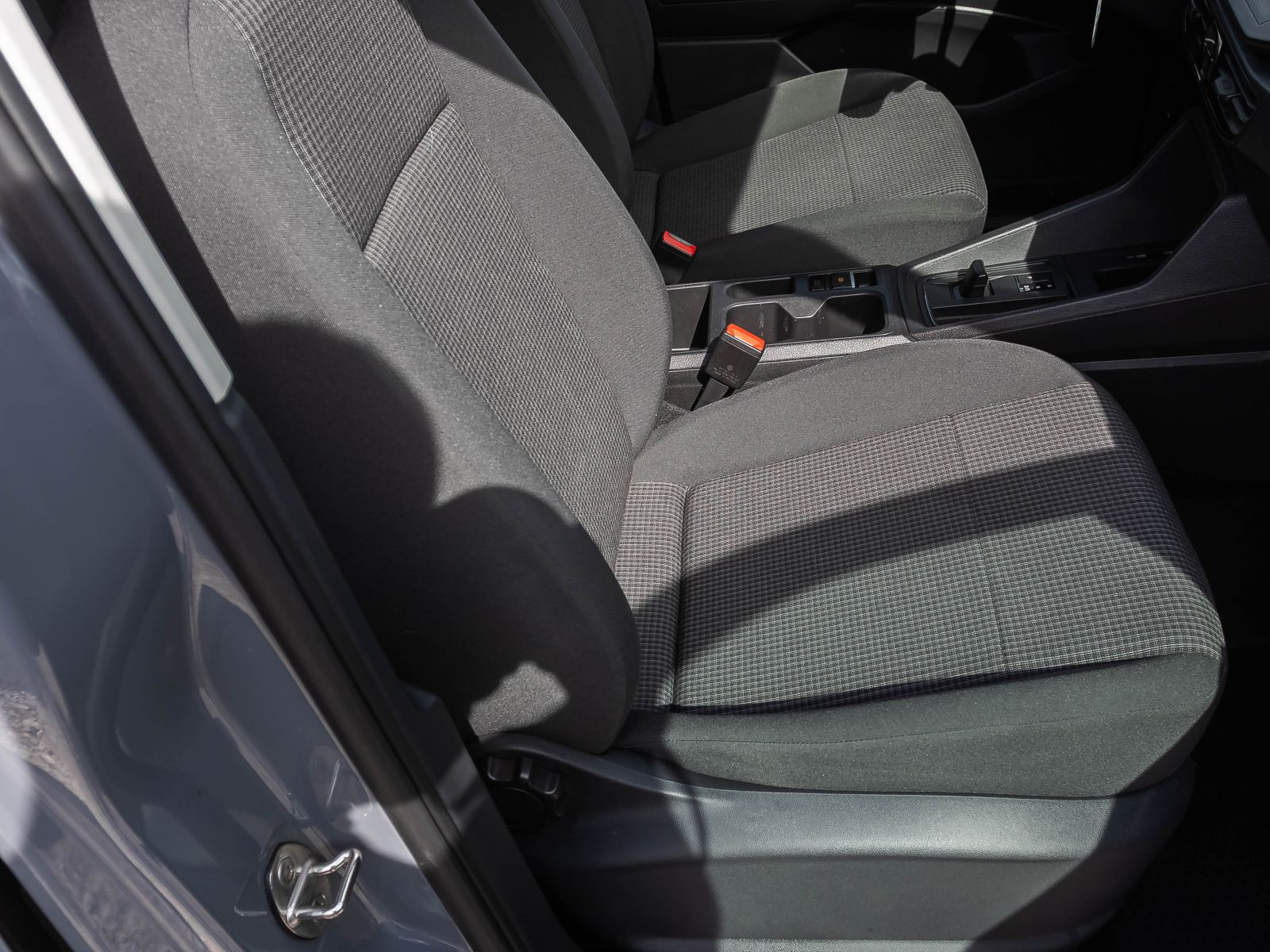 Volkswagen Caddy Cargo EcoProfi 2.0TDI DSG Klima GRA DAB