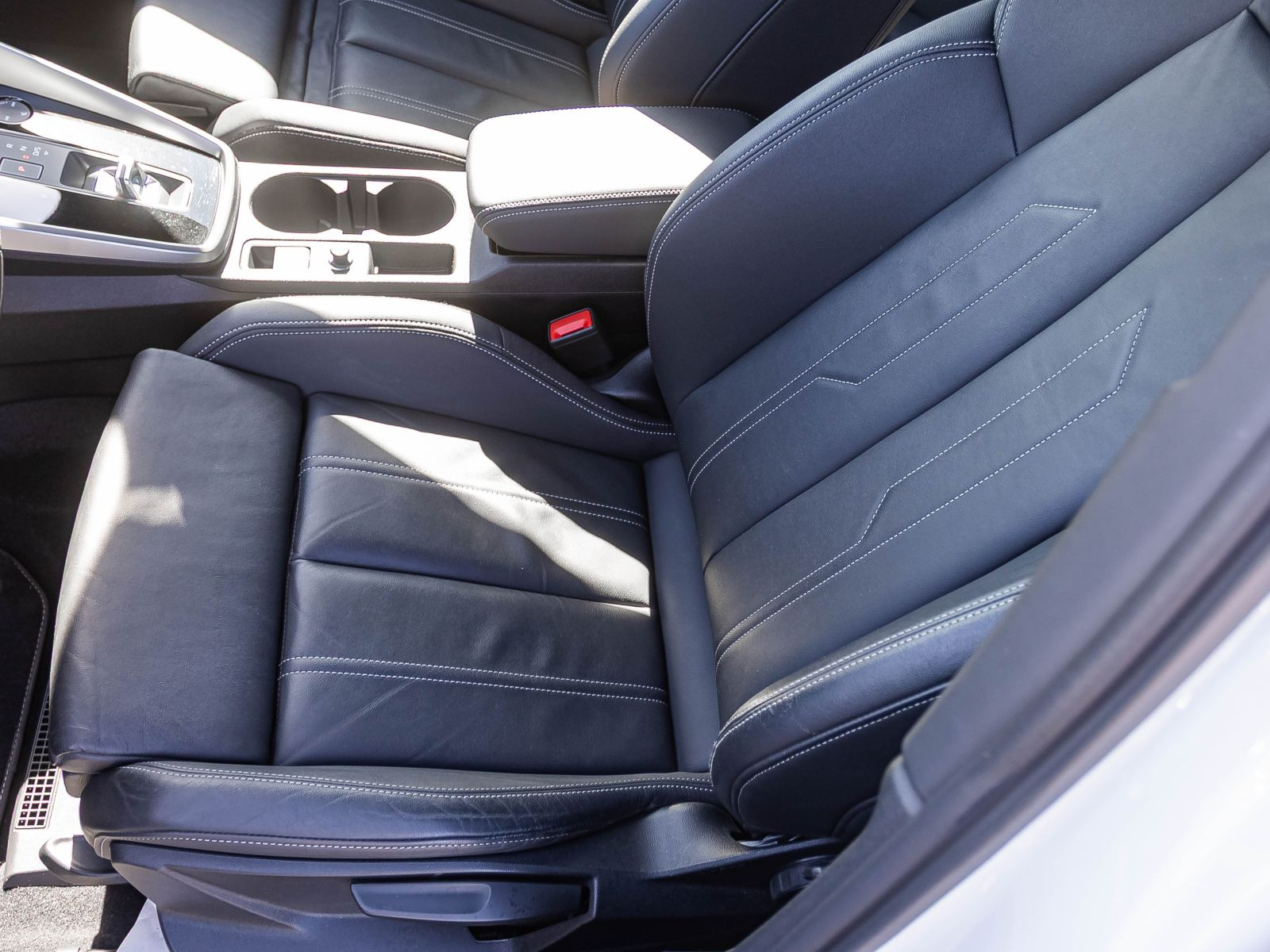 Audi A3 Sportback S line 30TFSI Stronic LED GRA EPH