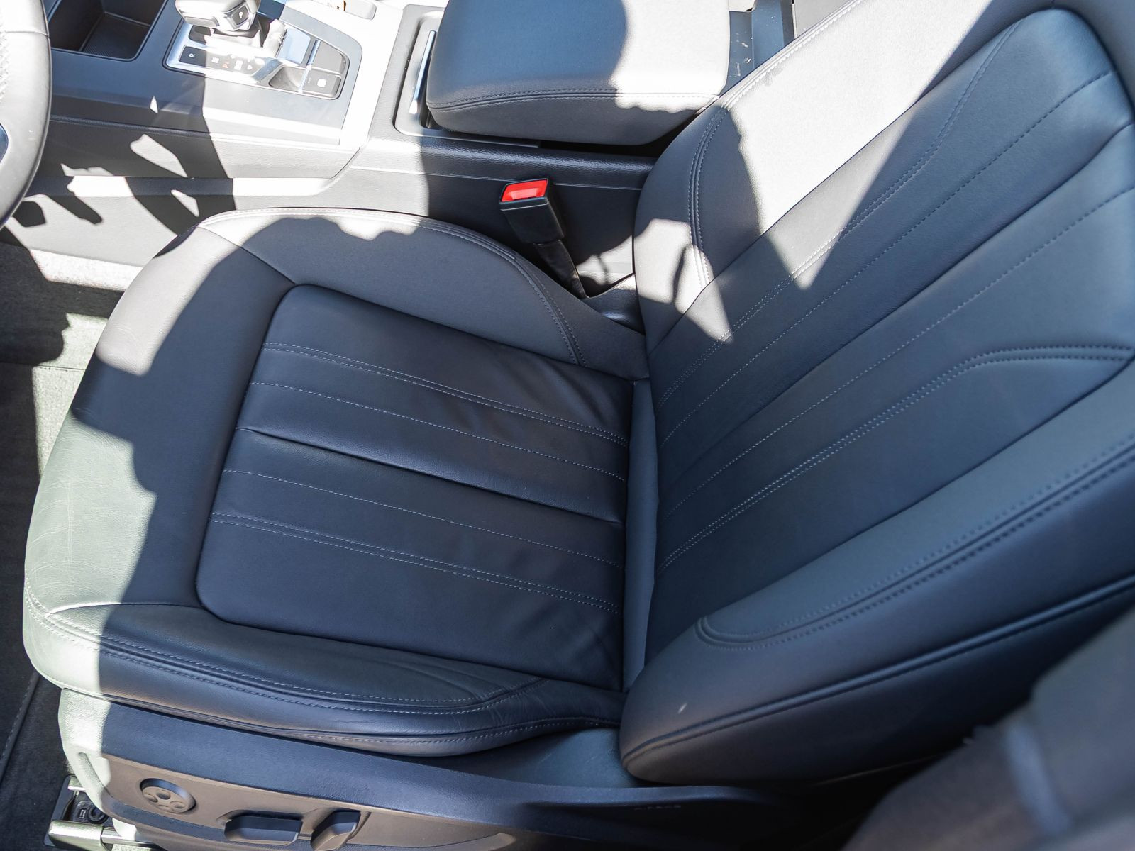Audi Q5 Sportback advanced 40TDI qu Stronic Navi LED ACC