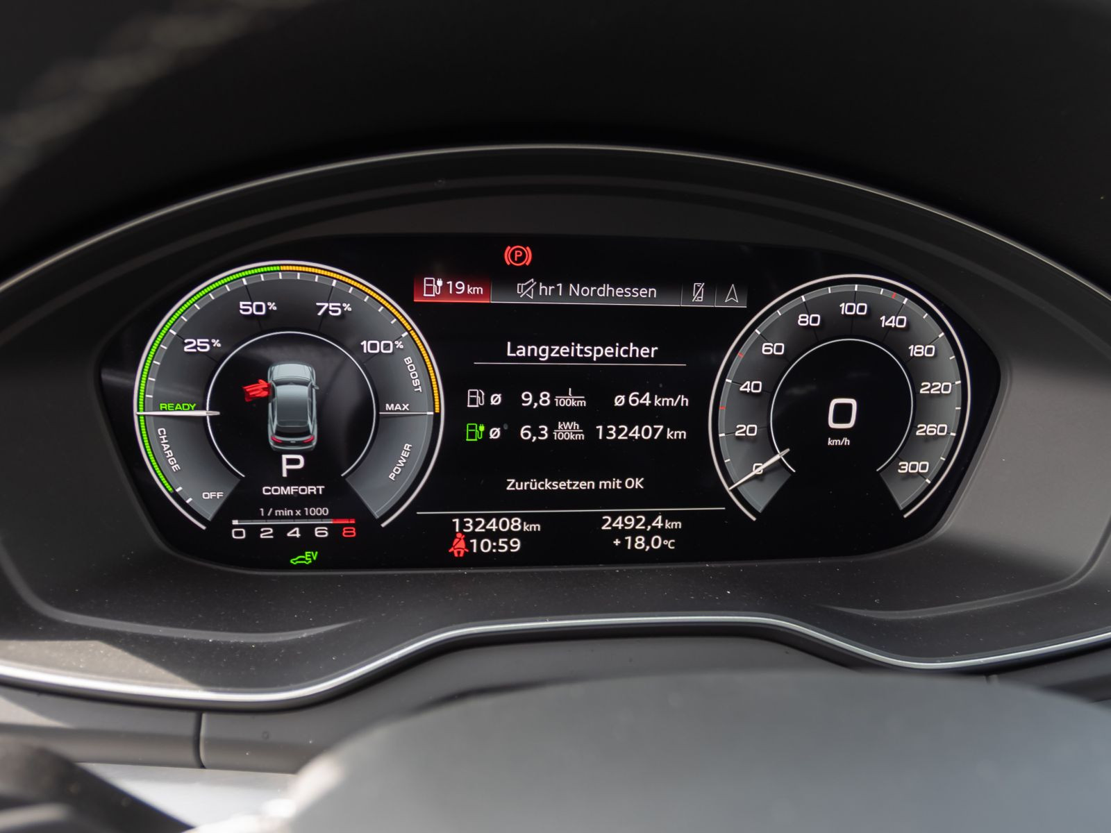 Audi Q5 S line 55TFSIe qu Navi Matrix HuD Luftfederung
