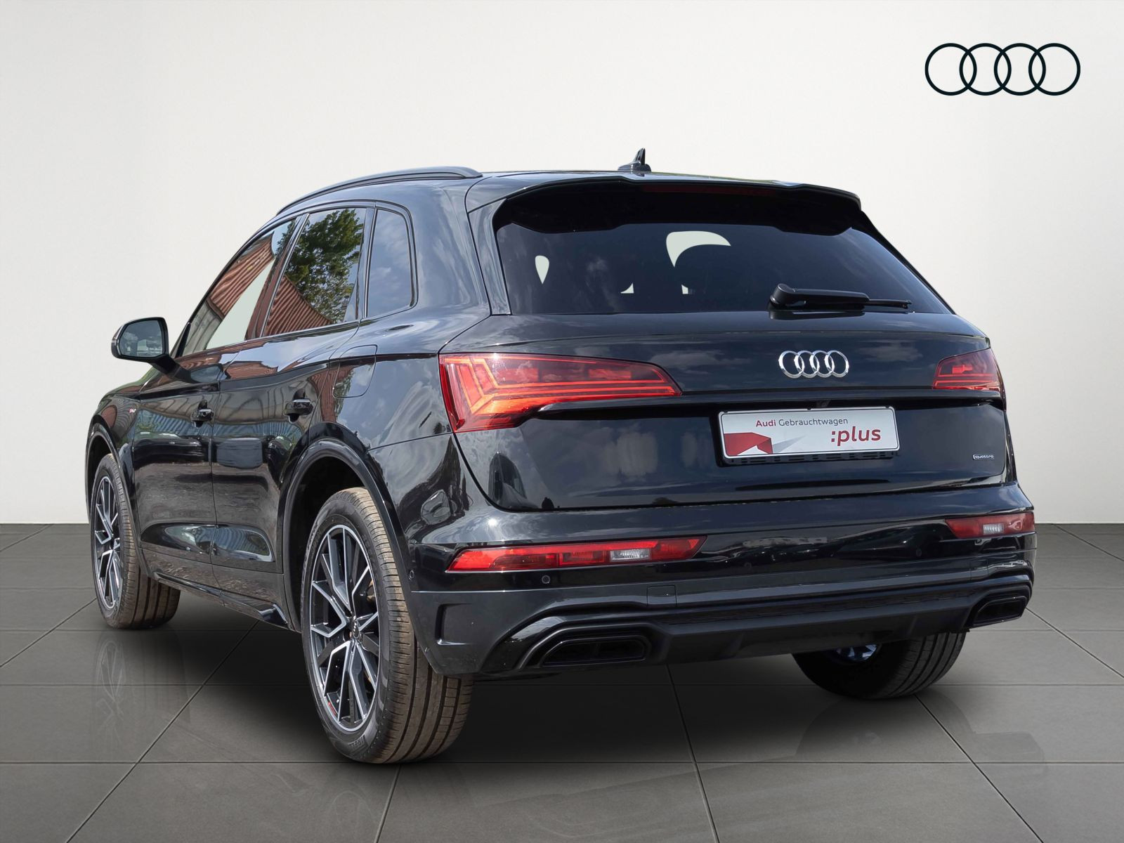 Audi Q5 S line 55TFSIe qu Navi Matrix HuD Luftfederung