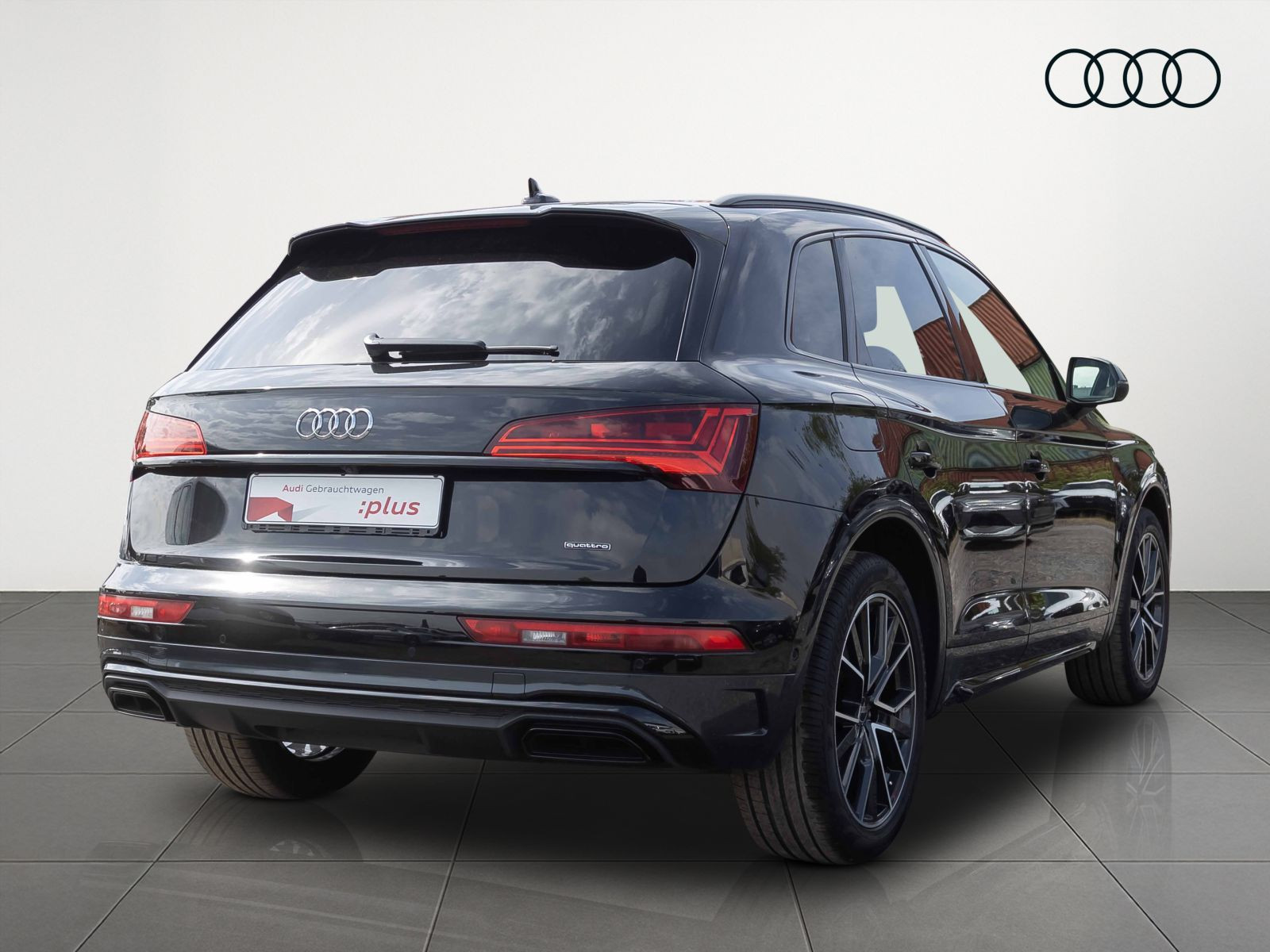 Audi Q5 S line 55TFSIe qu Navi Matrix HuD Luftfederung