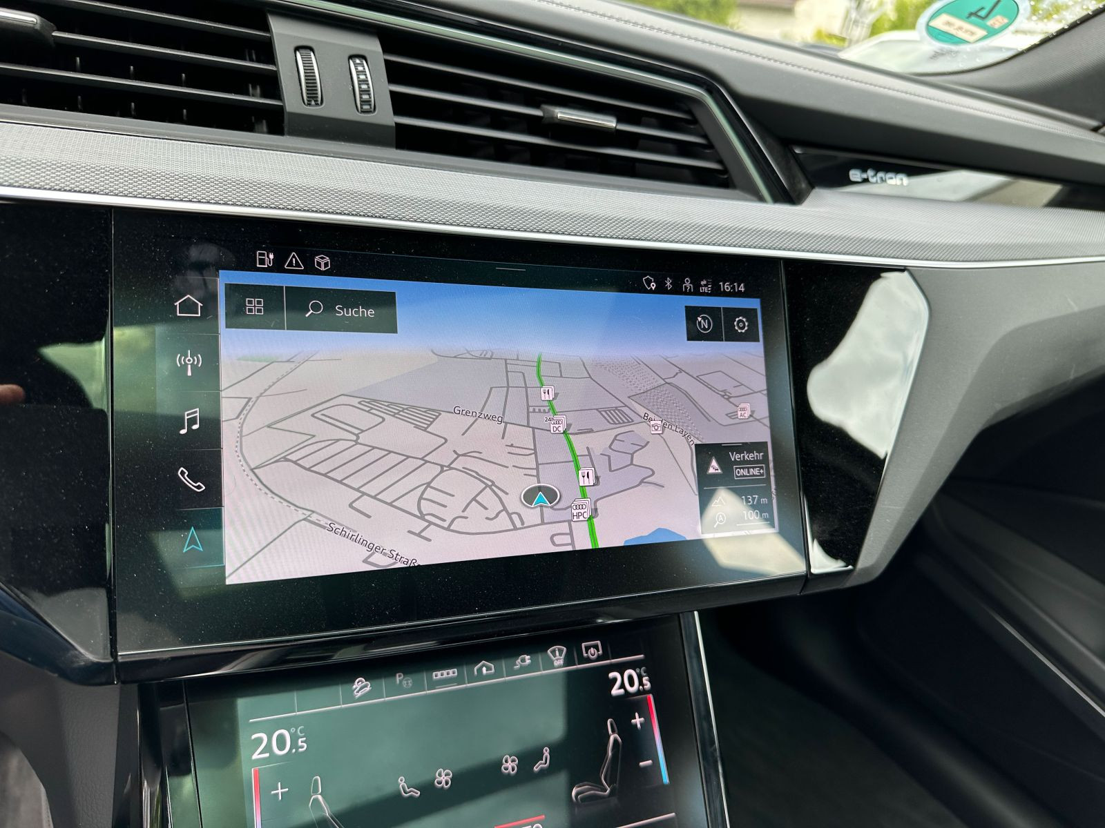 Audi Q8 e-tron S line 55 Matrix Luftfederung Standklima Panorama