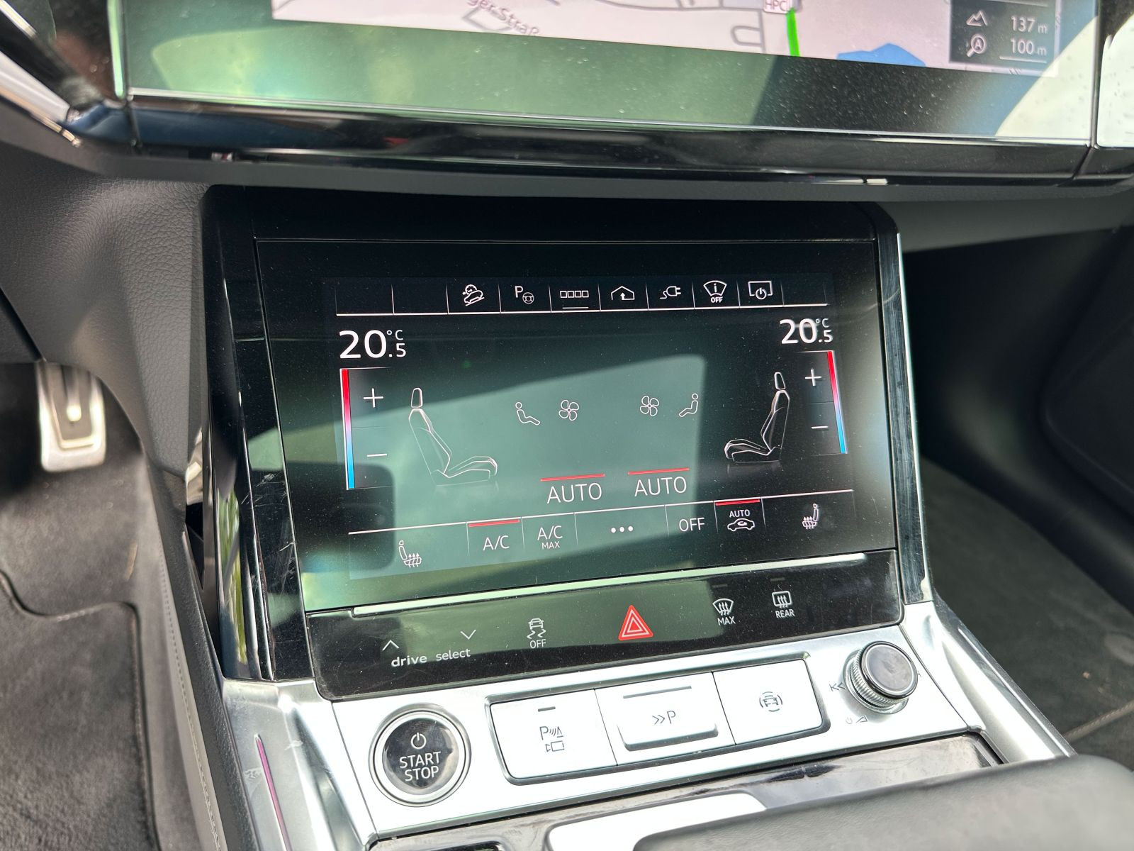 Audi Q8 e-tron S line 55 Matrix Luftfederung Standklima Panorama
